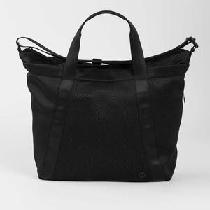 Lululemon Carry The Day Bag (Mesh)